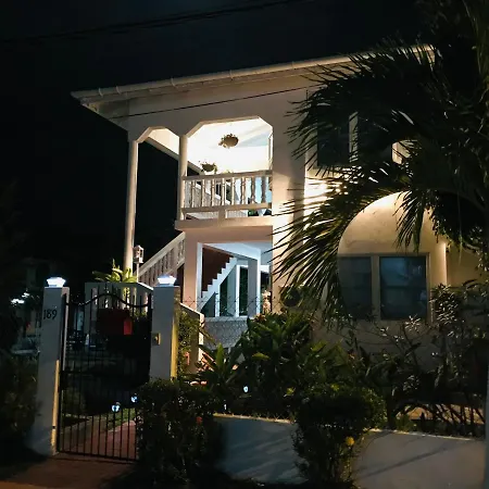 Hceas Villa Compound Is 5 Minutes From The Airport And Beaches
